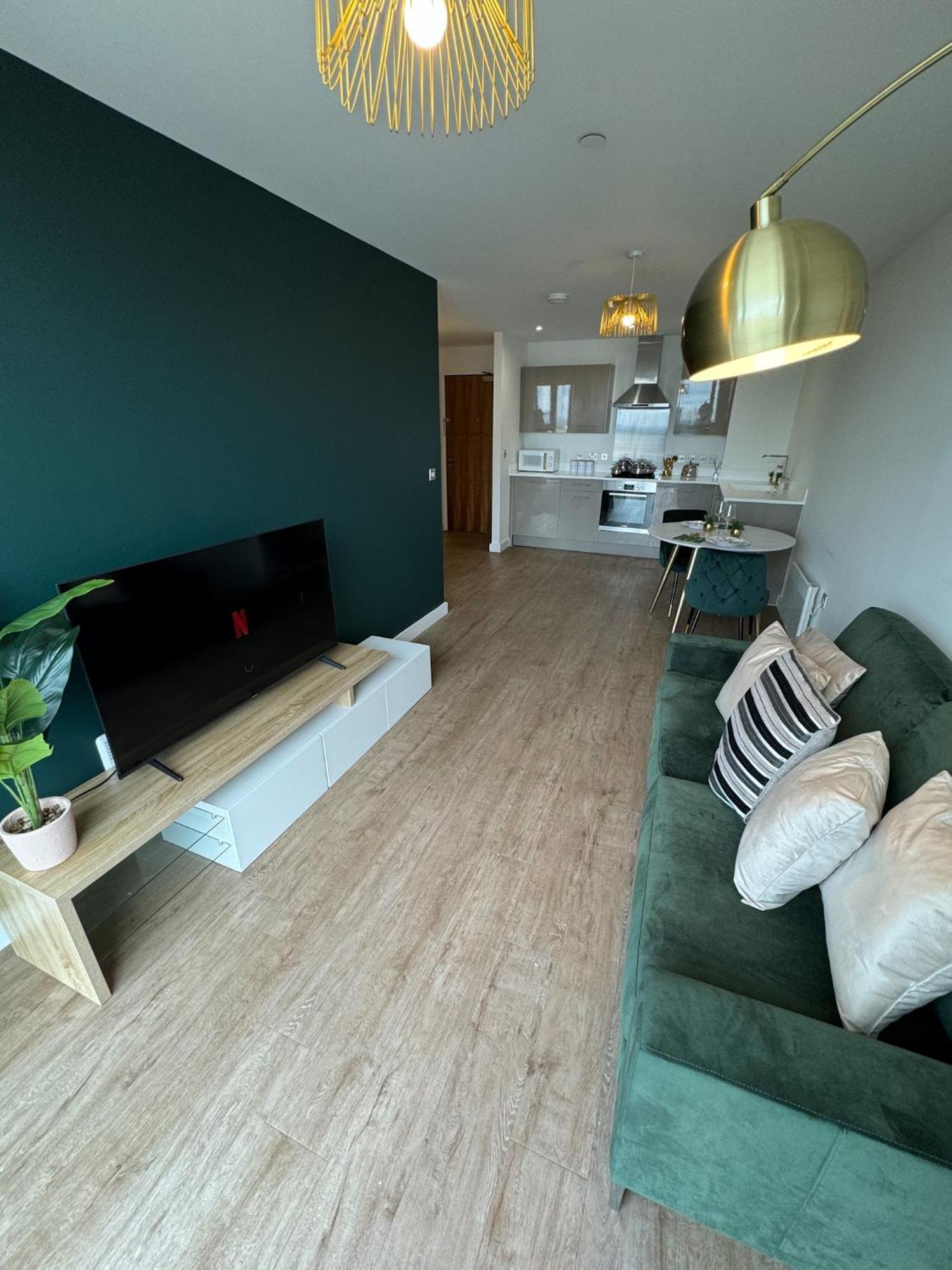 Exclusive Offers L Luxury City Centre Stay With Gym - Ps4 - Netflix Jvt Short Lets Birmingam Exterior foto